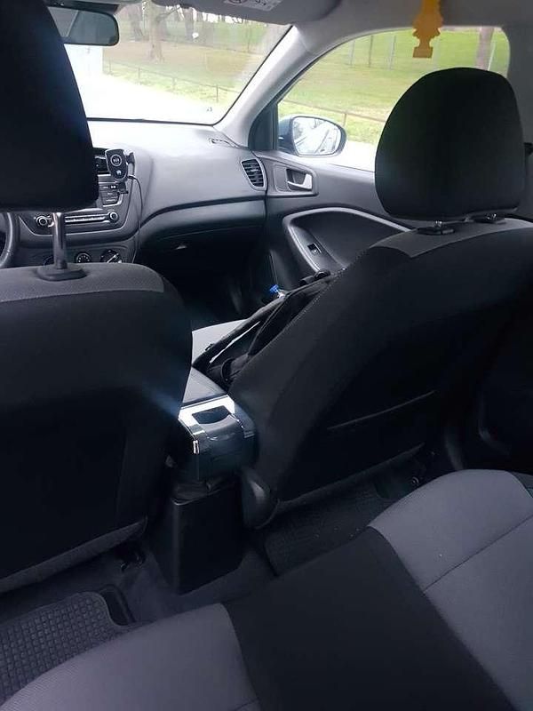 Gebraucht 2018 Hyundai i20 Classic Limousine | 10.500 € (Etwas zu teuer) - Bild 1/4