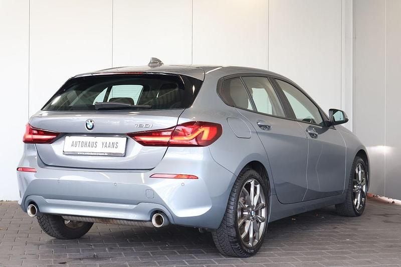 Gebraucht BMW 120 Advantage 178 PS (130 kW) 2024 Grau Kleinwagen