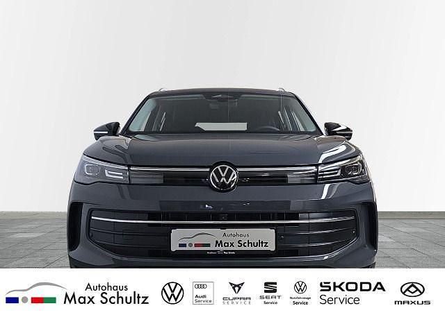 Neu VW Tiguan 150 PS (110 kW) 2026 Grau SUV