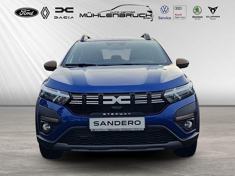 Neu Dacia Sandero Extreme 91 PS (66 kW) 2025 Blau Limousine