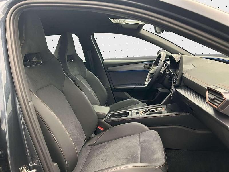 Gebraucht Cupra Leon VZ 333 PS (244 kW) 2025 "magnetic tech" Kombi