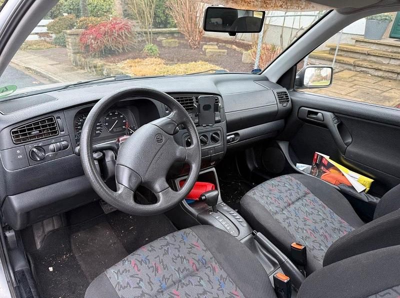 Gebraucht VW Golf III 90 PS (66 kW) 1997 Grau Kleinwagen