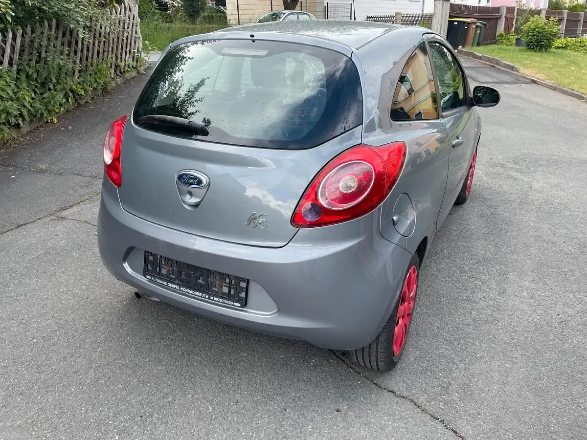 Gebraucht Ford Ka 69 PS (50 kW) 2009 Grau Kleinwagen