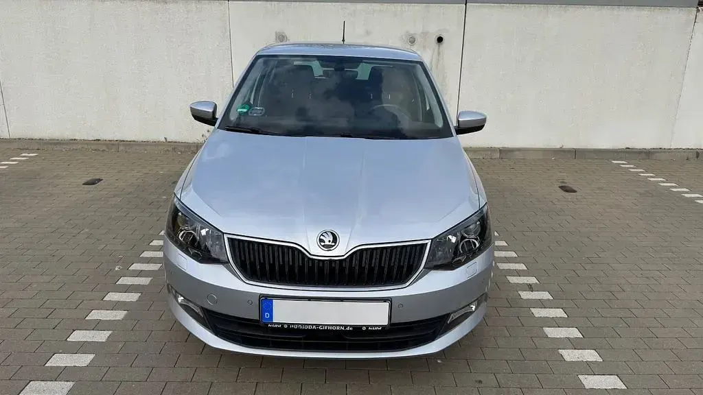 Gebraucht Skoda Fabia Clever 75 PS (55 kW) 2018 Silber Limousine