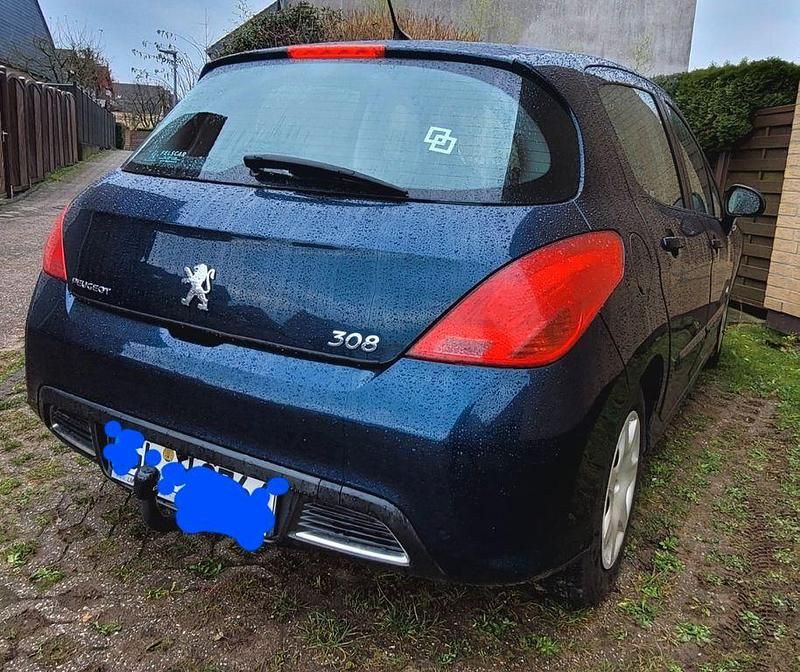 Gebraucht Peugeot 308 Platinum 120 PS (88 kW) 2011 Blau Limousine