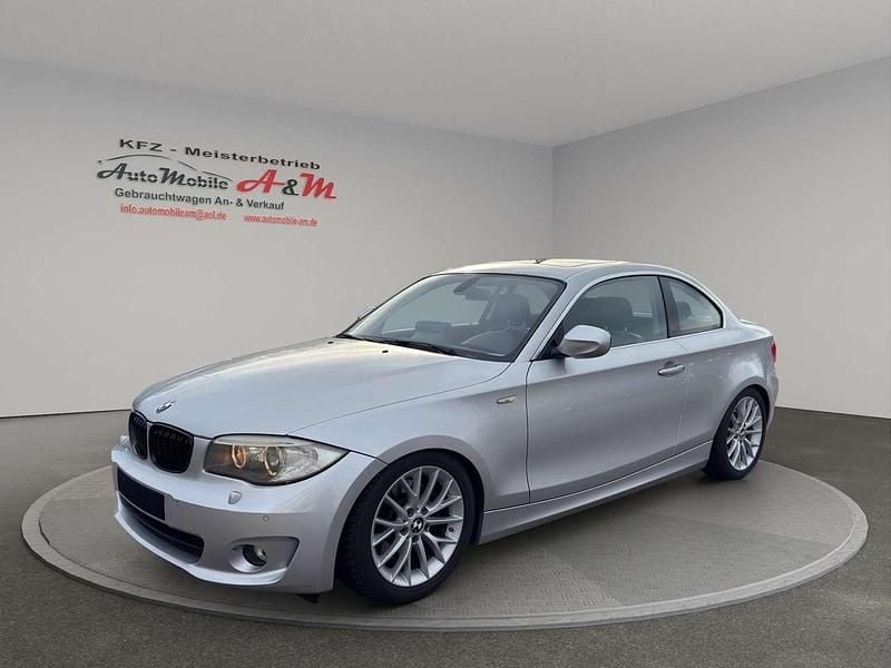 Gebraucht BMW 123 Coupé Advantage 204 PS (150 kW) 2011 Silber Coupé