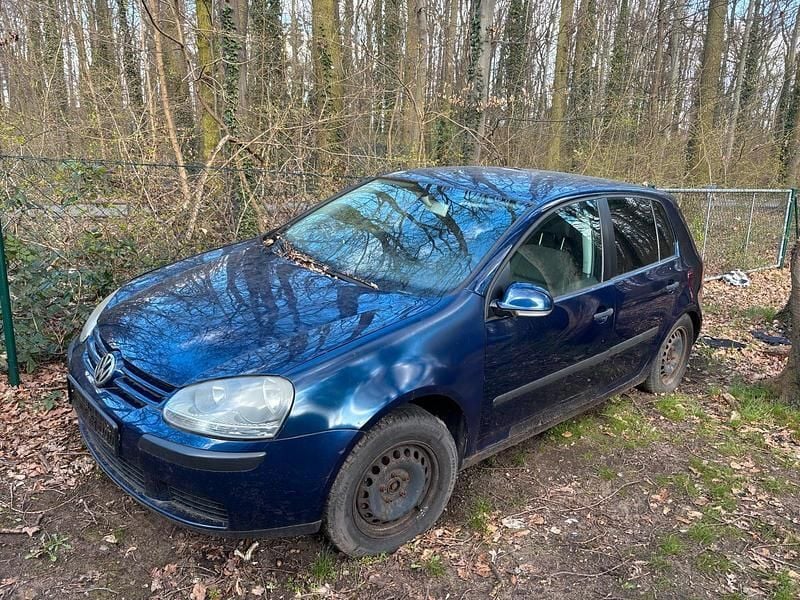 Gebraucht VW Golf IV 102 PS (75 kW) 2004 Blau Limousine