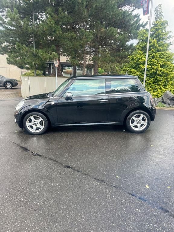 Gebraucht Mini One D 90 PS (66 kW) 2010 Schwarz Kleinwagen
