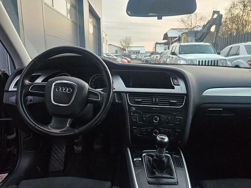 Gebraucht Audi A4 Ambition 160 PS (117 kW) 2010 Schwarz Limousine