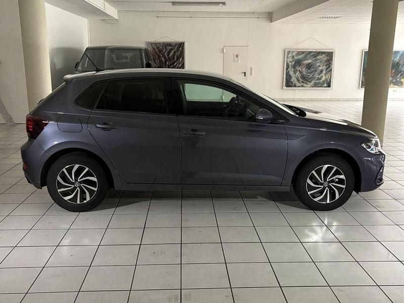 Neu VW Polo Life 95 PS (69 kW) 2026 Rauchgrau Kleinwagen