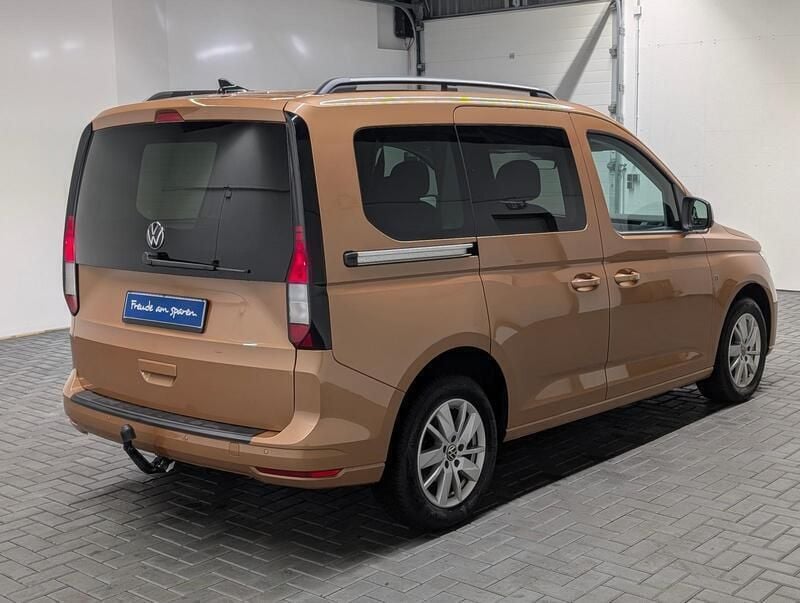 Gebraucht VW Caddy 122 PS (89 kW) 2023 Bronze (copper bronze) Van / Kleinbus