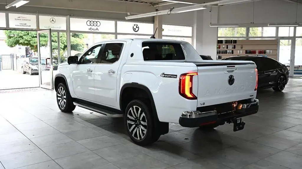 Gebraucht VW Amarok Aventura 241 PS (177 kW) 2023 Blau Pickup
