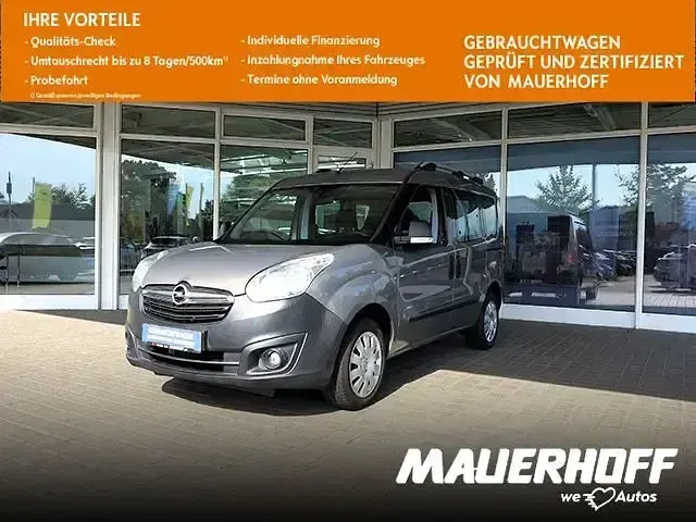 Gebraucht Opel Combo Selection 95 PS (69 kW) 2018 Van / Kleinbus