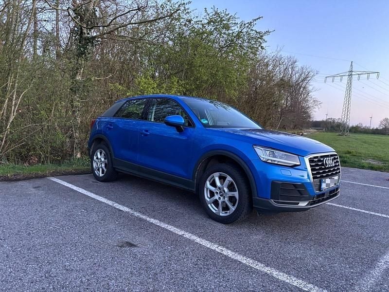 Second-hand Audi Q2 Comfort 150 CP (110 kW) 2018 Albastru SUV