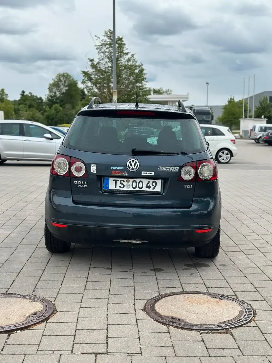 Używany VW Golf V United 105 KM (77 kW) 2007 Niebieski Hatchback