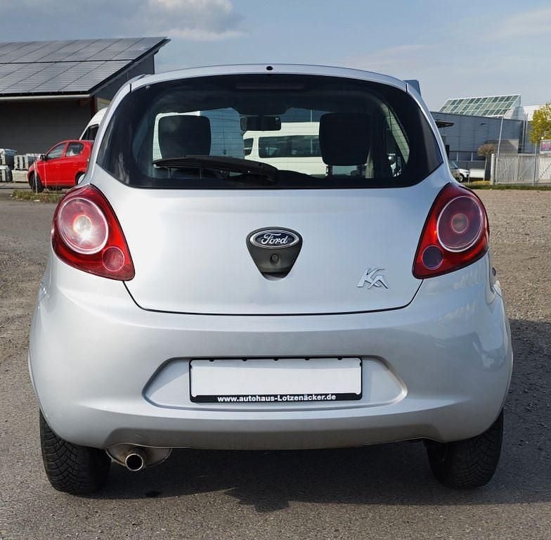 Gebraucht Ford Ka Titanium 69 PS (50 kW) 2010 Silber Kleinwagen