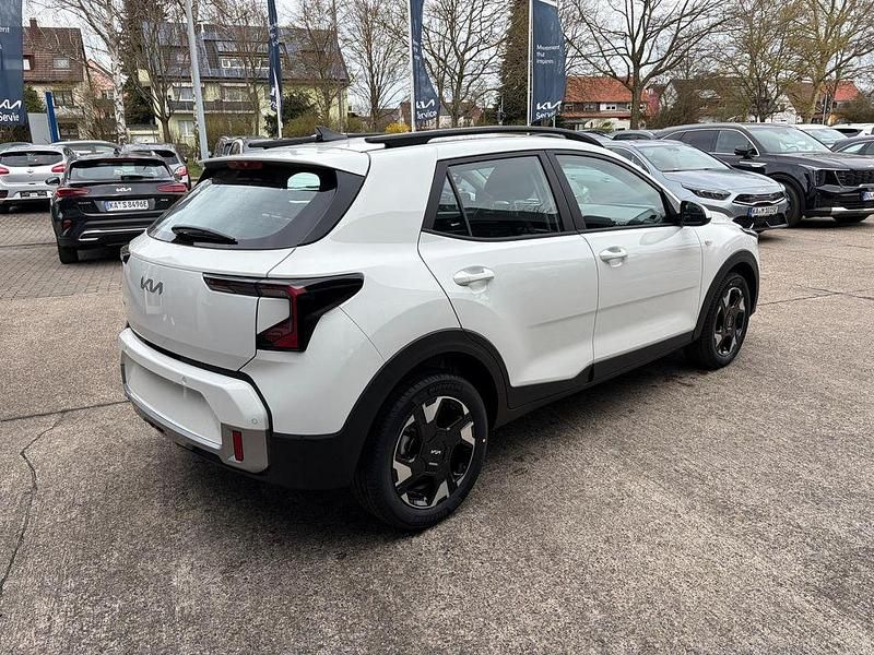 Neu Kia Stonic 101 PS (74 kW) 2026 Rot SUV