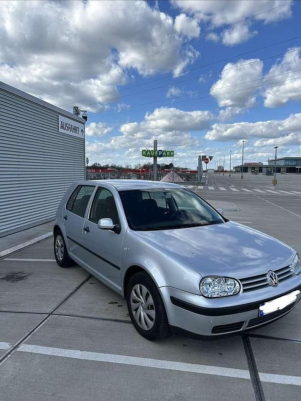 Gebraucht VW Golf IV 101 PS (74 kW) 2002 Limousine