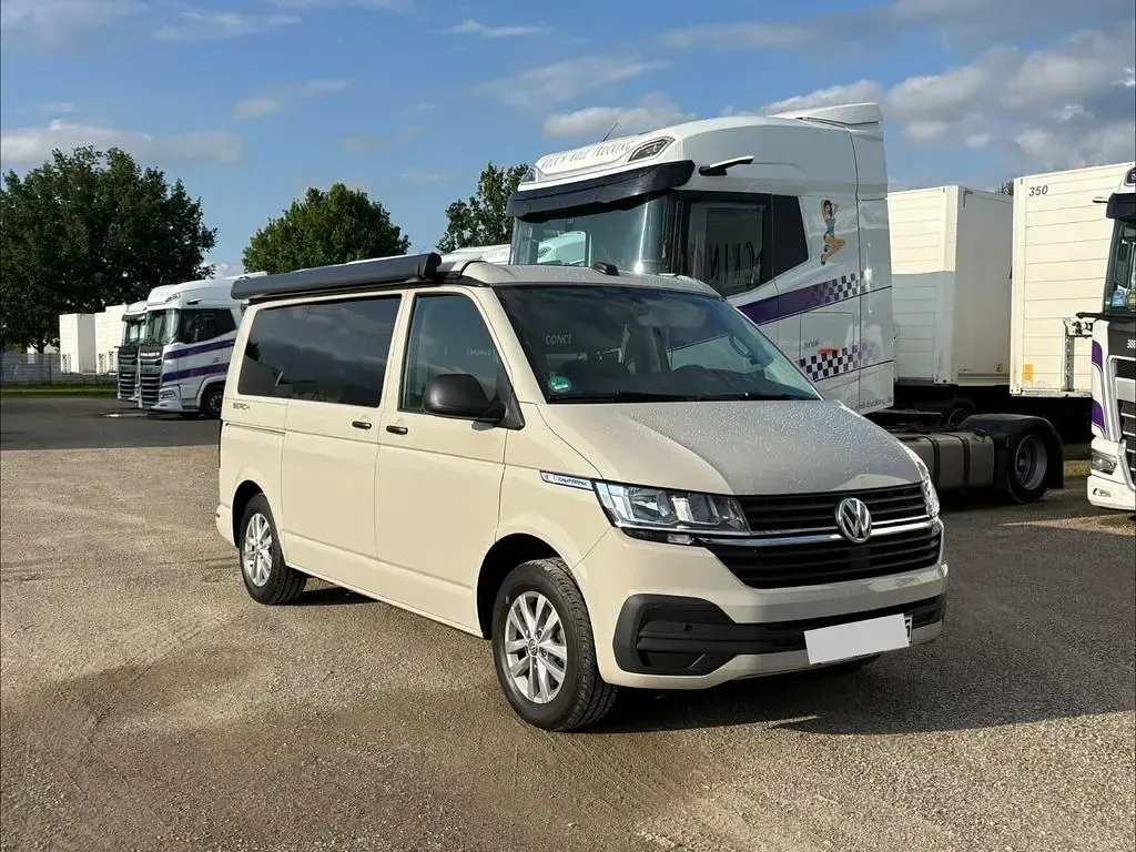 Gebraucht VW California Beach 150 PS (110 kW) 2022 Grau Van