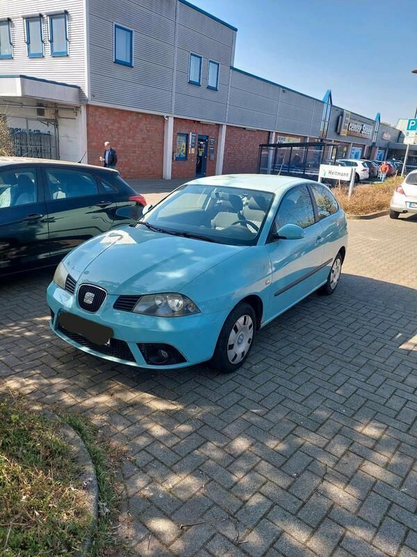 Blau Gebraucht 2006 Seat Ibiza Kleinwagen | 600 € (Superpreis) - Bild 1/4
