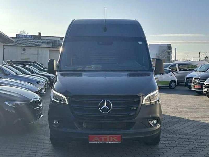 Gebraucht Mercedes Sprinter 150 PS (110 kW) 2023 Amazon dunkelgrau (metallic) Van