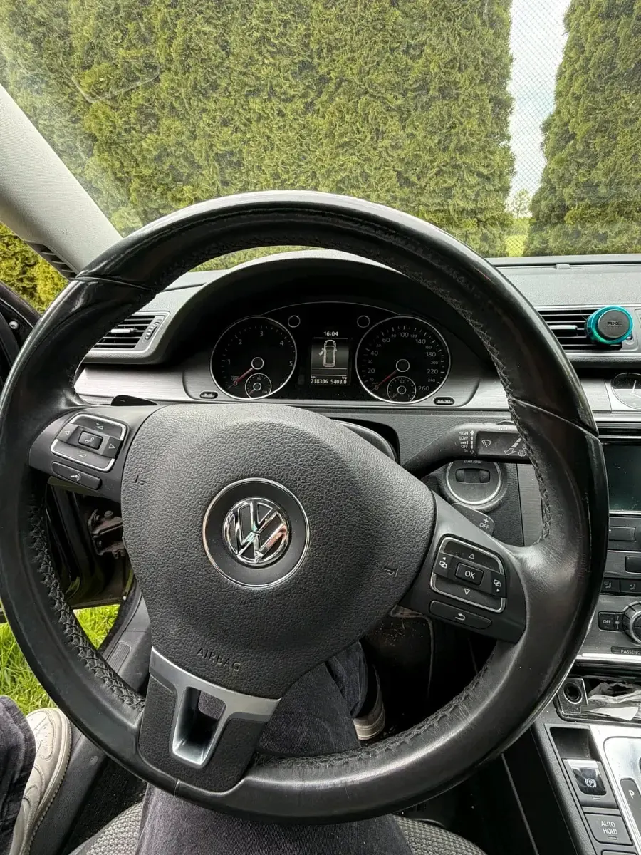Gebraucht VW Passat 140 PS (102 kW) 2012 Schwarz Kombi