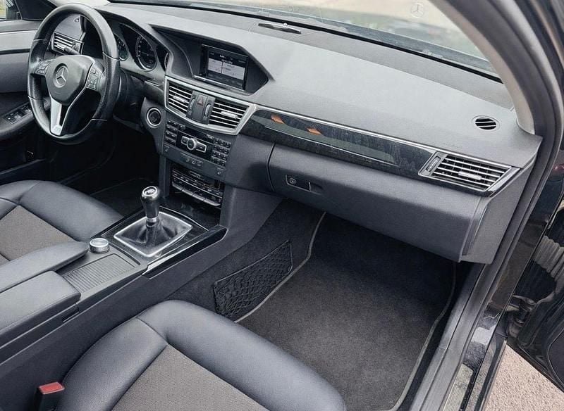 Gebraucht Mercedes E200 136 PS (100 kW) 2013 Schwarz Kombi