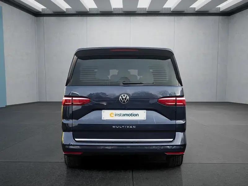 Gebraucht VW Multivan 150 PS (110 kW) 2024 Blau Van / Kleinbus