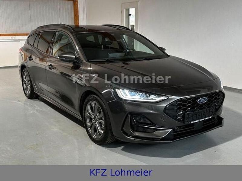 Neu Ford Focus ST-Line X 155 PS (114 kW) 2025 Grau Limousine