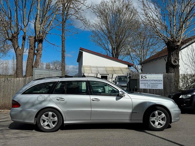 Gebraucht Mercedes E200 Elegance 184 PS (135 kW) 2007 Silber Kombi
