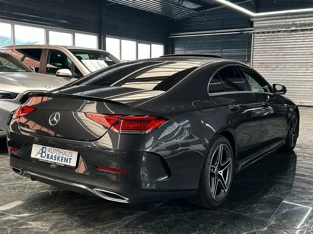 Gebraucht Mercedes CLS220 AMG line 194 PS (142 kW) 2023 Grau Coupé