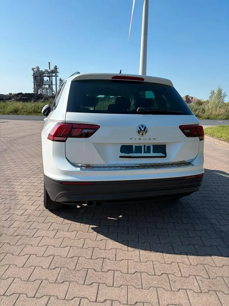 Gebraucht VW Tiguan 125 PS (91 kW) 2017 Weiß SUV