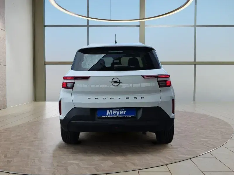 Neu Opel Frontera 145 PS (106 kW) 2025 Weiß SUV