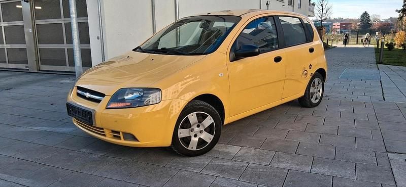 Gelb Gebraucht 2006 Chevrolet Kalos Kleinwagen | 580 € (Superpreis) - Bild 1/4