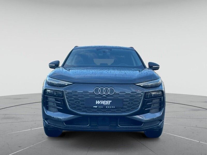 Manhattangrau metallic Neu 2025 Audi Q6 e-tron Sport SUV | 69.820 € (Teuer) - Bild 1/4