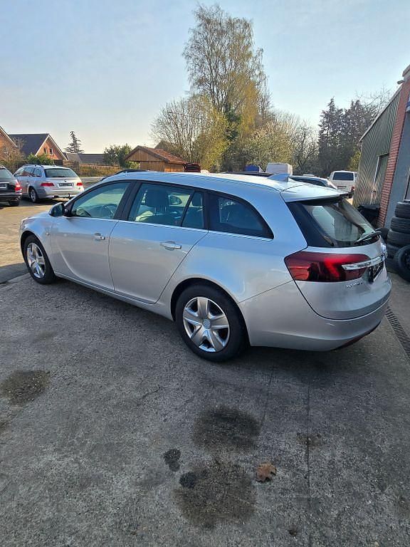 Gebraucht Opel Insignia Edition 136 PS (100 kW) 2017 Silber Kombi