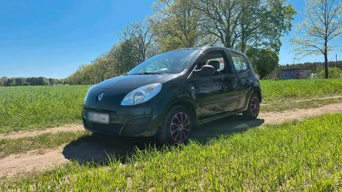Second-hand Renault Twingo 60 CP (44 kW) 2008 Negru Hatchback