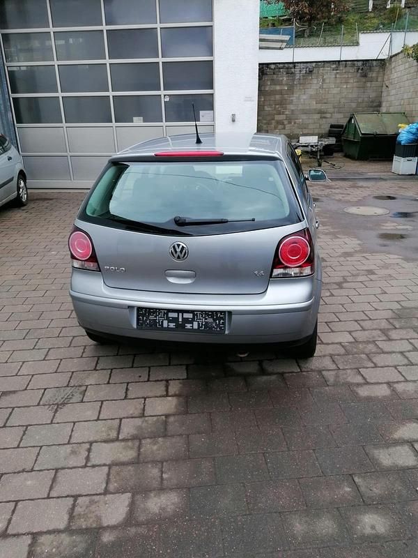 Gebraucht VW Polo 80 PS (58 kW) 2007 Silber Kleinwagen