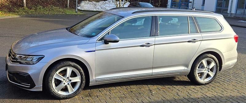 Gebraucht VW Passat GTE 218 PS (160 kW) 2020 Silber Kombi