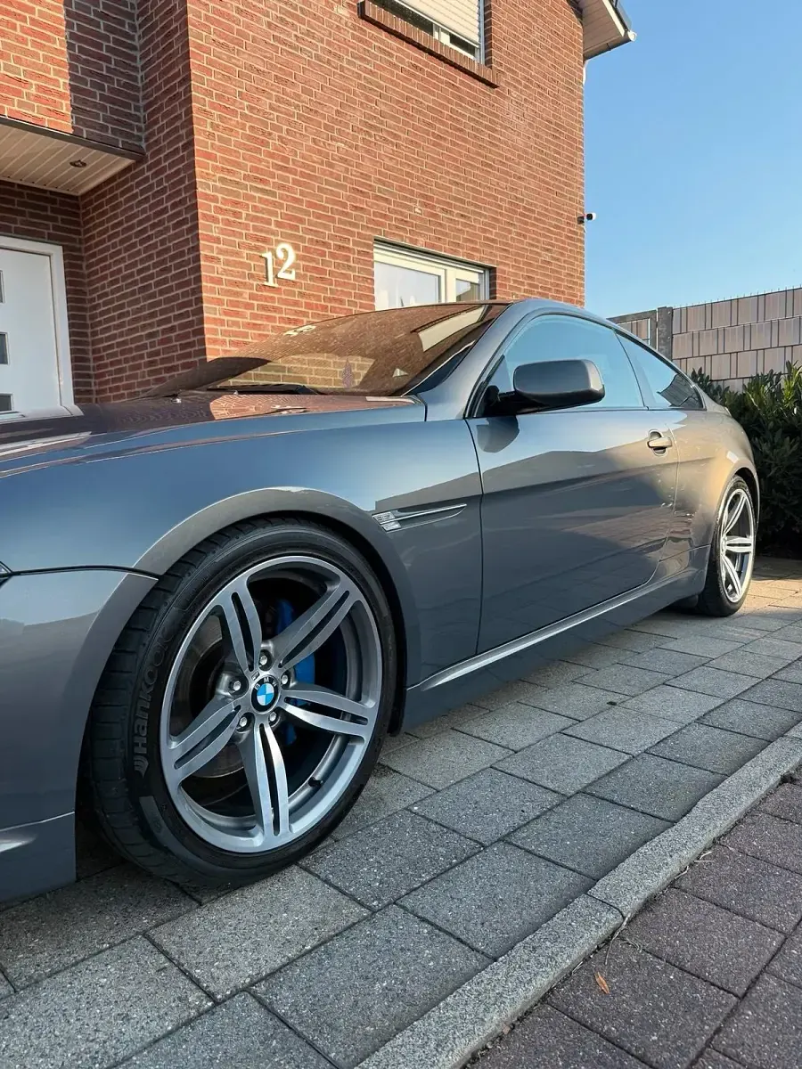 Gebraucht BMW 650 367 PS (269 kW) 2006 Grau Coupé