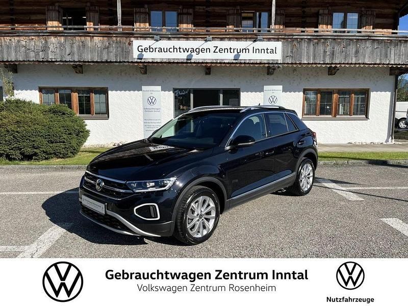 Deep black perleffekt Gebraucht 2023 VW T-Roc Style SUV | 24.900 € (Fairer Preis) - Bild 1/4