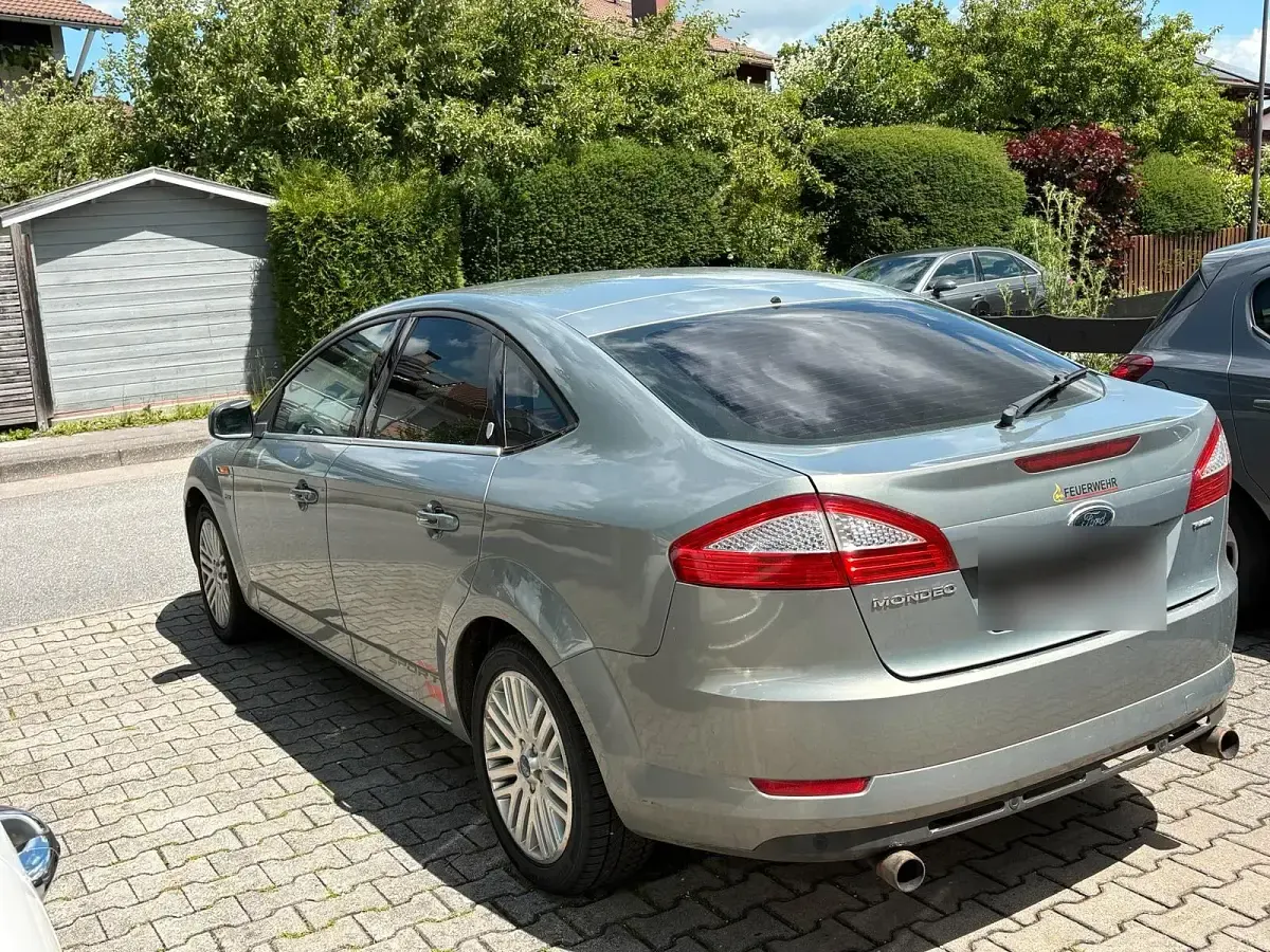 Gebraucht Ford Mondeo Titanium 220 PS (161 kW) 2007 Grau Limousine