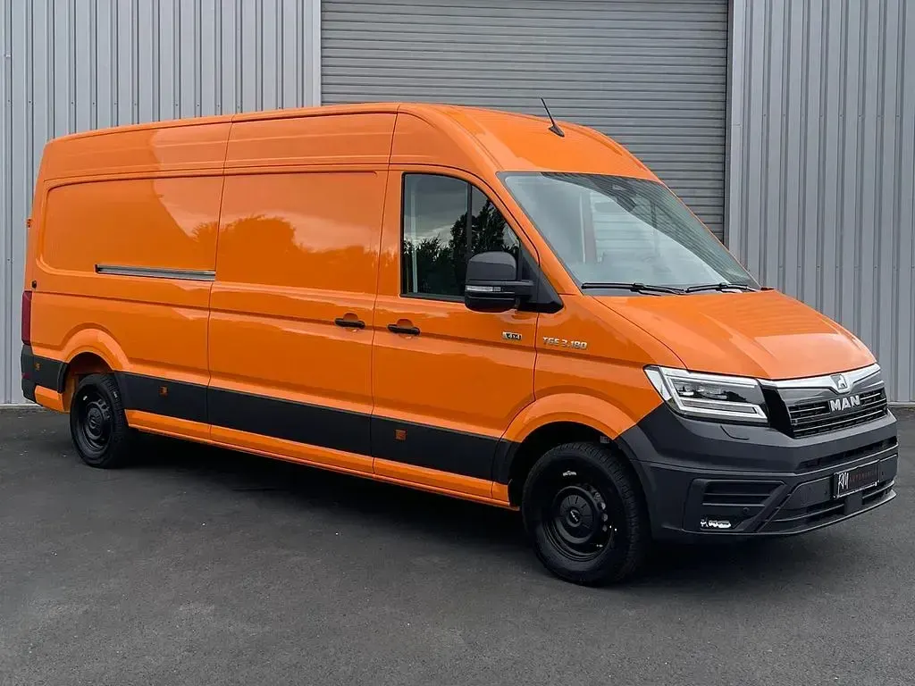 Neu MAN TGE 177 PS (130 kW) 2026 Orange Van