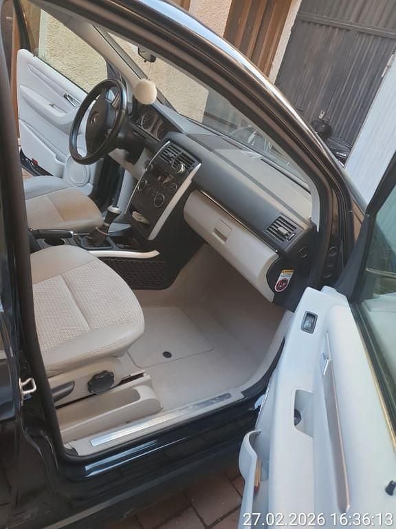 Gebraucht Mercedes B200 136 PS (100 kW) 2006 Van / Kleinbus