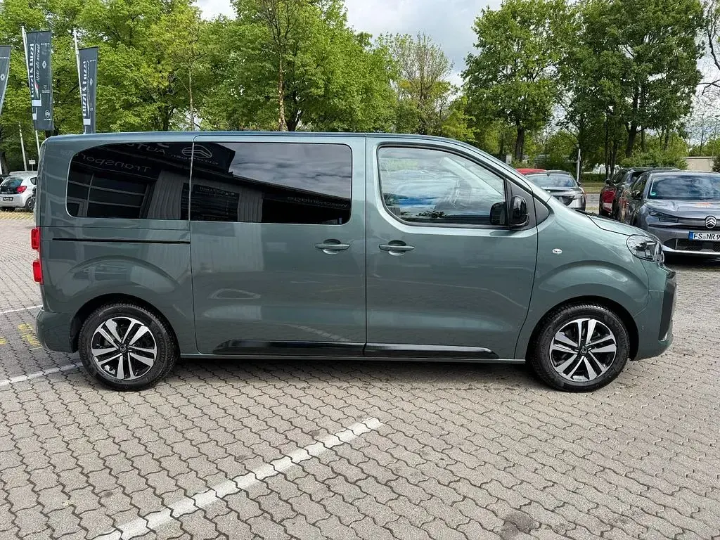 Gebraucht Citroën Spacetourer 177 PS (130 kW) 2025 Grün Van / Kleinbus