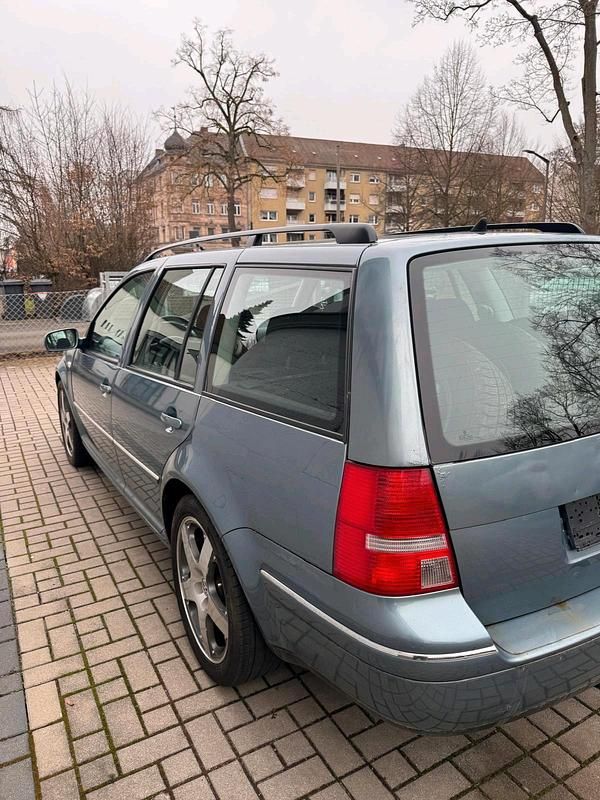 Second-hand VW Bora 101 CP (74 kW) 2004 Argintiu Break