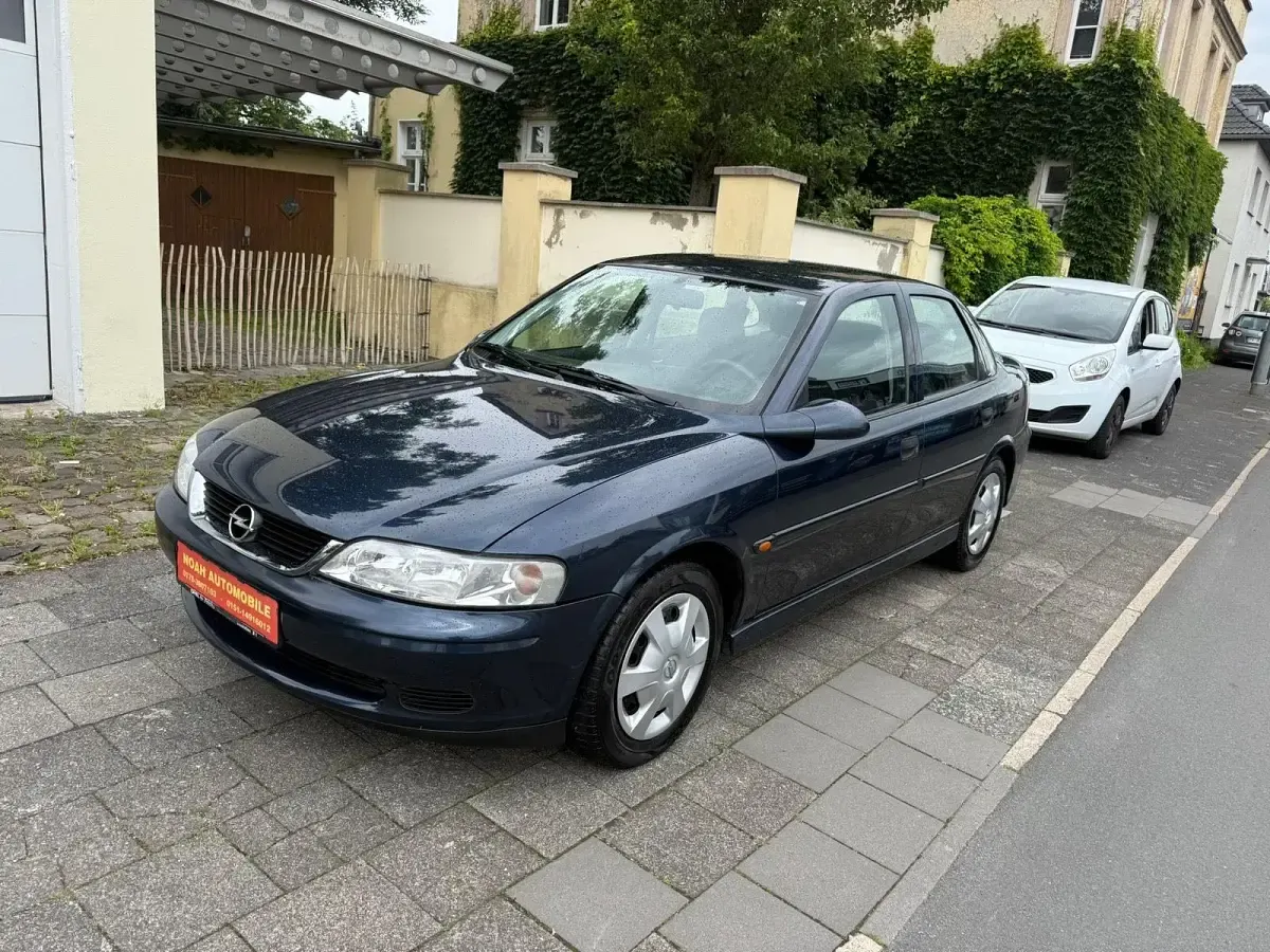 Gebraucht Opel Vectra 100 PS (73 kW) 1999 Blau Limousine
