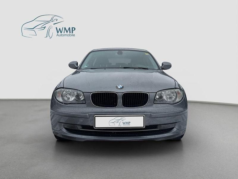 Gebraucht BMW 118 143 PS (105 kW) 2011 Grau Kleinwagen