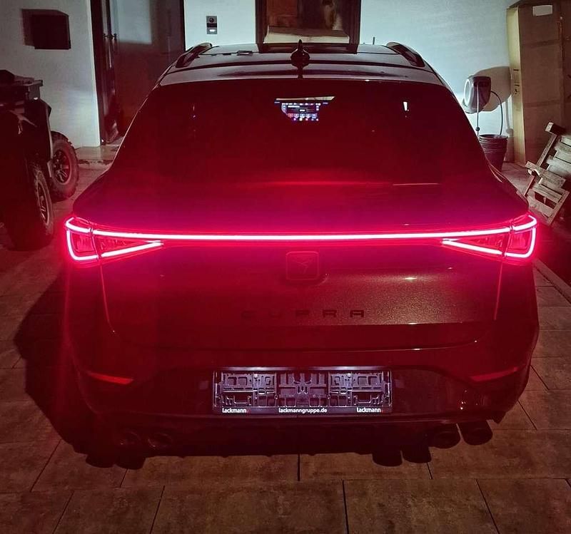 Gebraucht Cupra Leon VZ 310 PS (228 kW) 2023 Grau Kombi