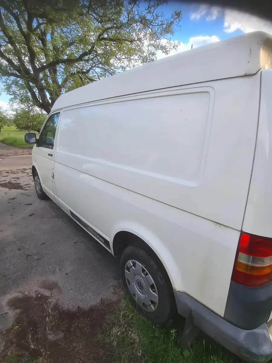 Gebraucht VW T5 102 PS (75 kW) 2009 Weiß Van